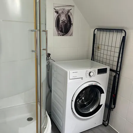 アパート Berger Im Zweiten Stock ムーラウ